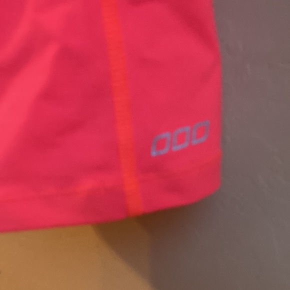 Lorna Jane active, yoga hiking biking gymnastics Pilates working out at the gym. - Picture 2 of 9